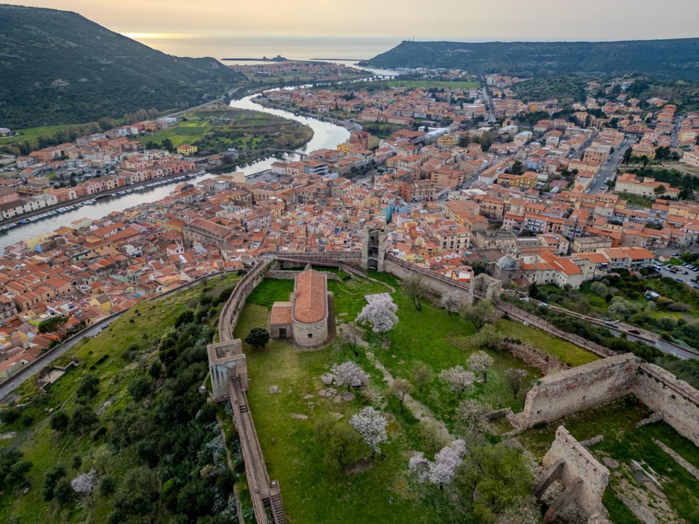 S'Apposentu - Un'Angolo Di Paradiso Con La Vista Sul Castello Bosa Zewnętrze zdjęcie